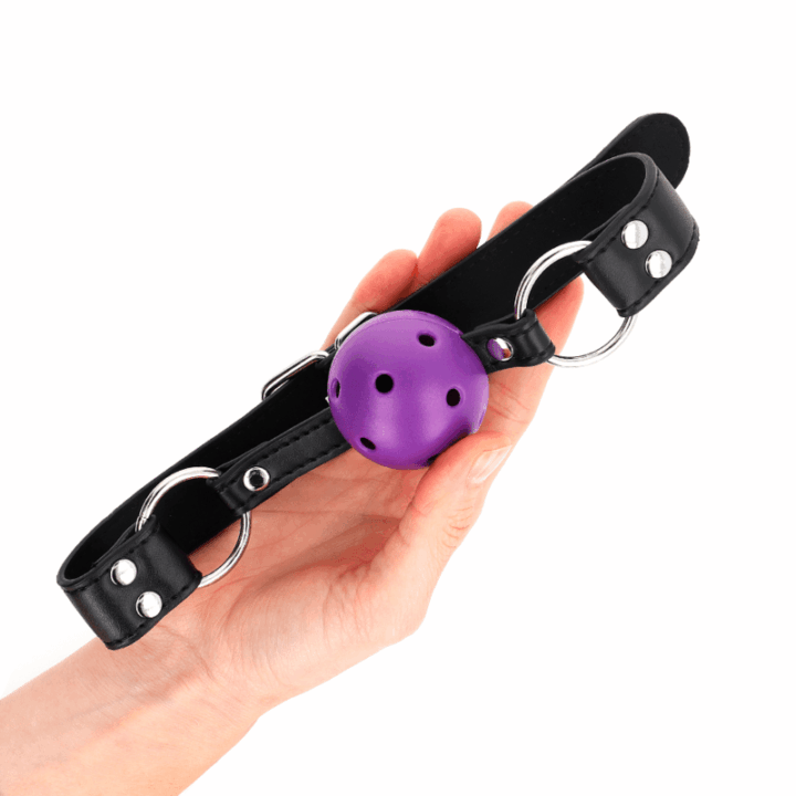 KINK - BOLA RESPIRÁVEL 4 CM MORDAÇA COM REBITE DUPLO ROXO 62,5 x 2,5 CM AJUSTÁVEL 42-58 CM