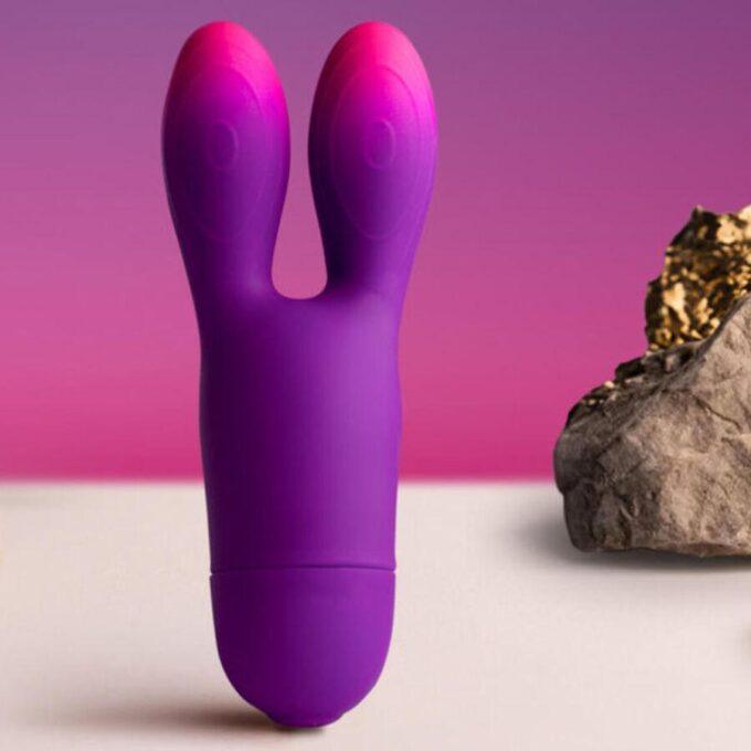 ROCKS-OFF - VIBRADOR FLEXÍVEL GLO-GIRL BUNNY ROXO