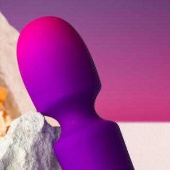 ROCKS-OFF-ROCKS-OFF-GLO-GIRL-VIBRATOR-WAND-MINI-PURPLE-1